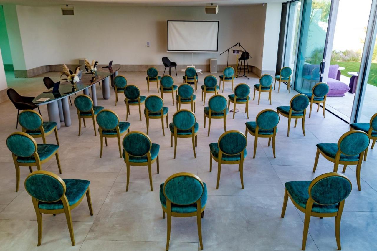 Novum By The Sea Aparthotel Olimp Bagian luar foto