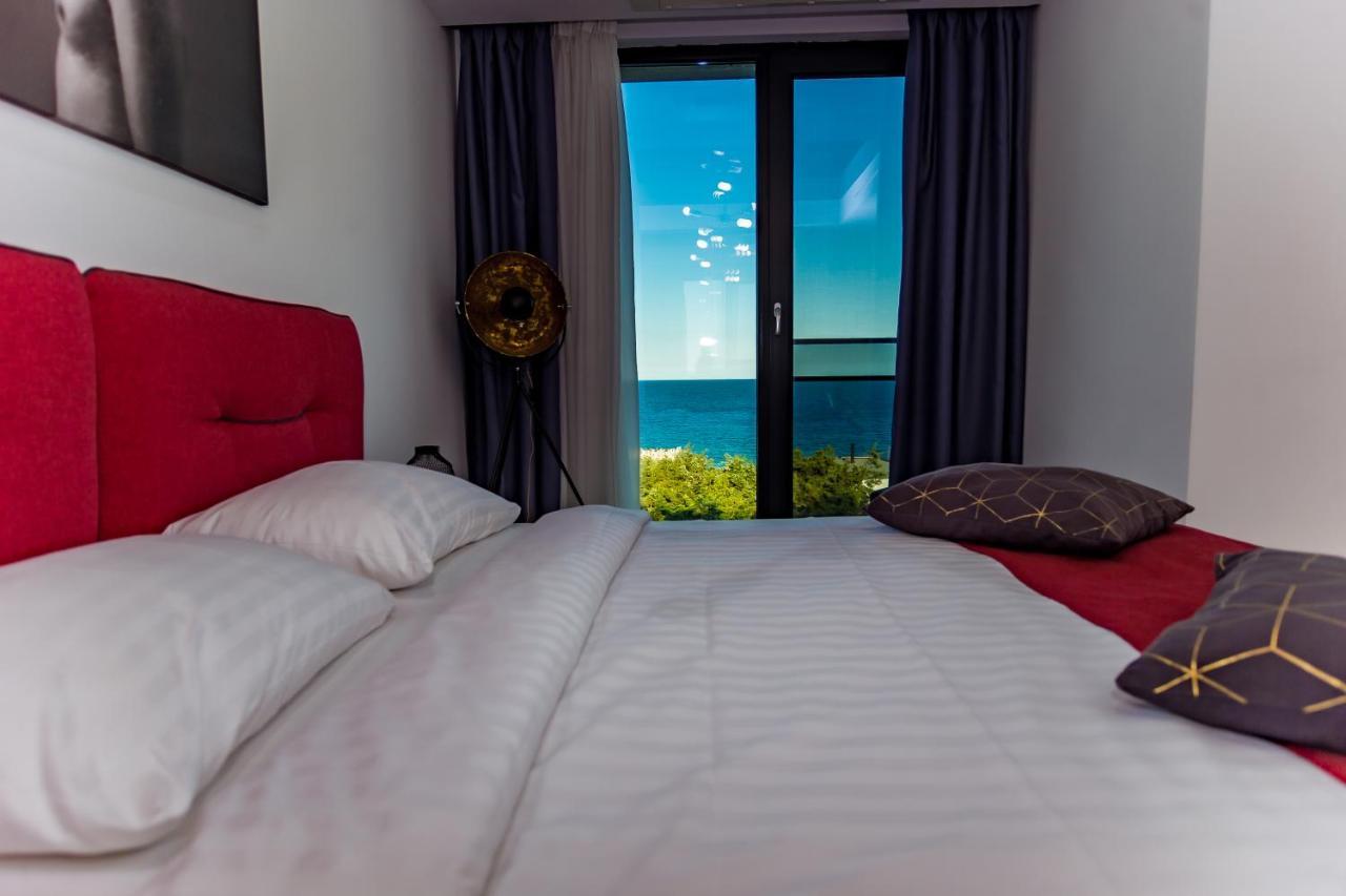 Novum By The Sea Aparthotel Olimp Bagian luar foto