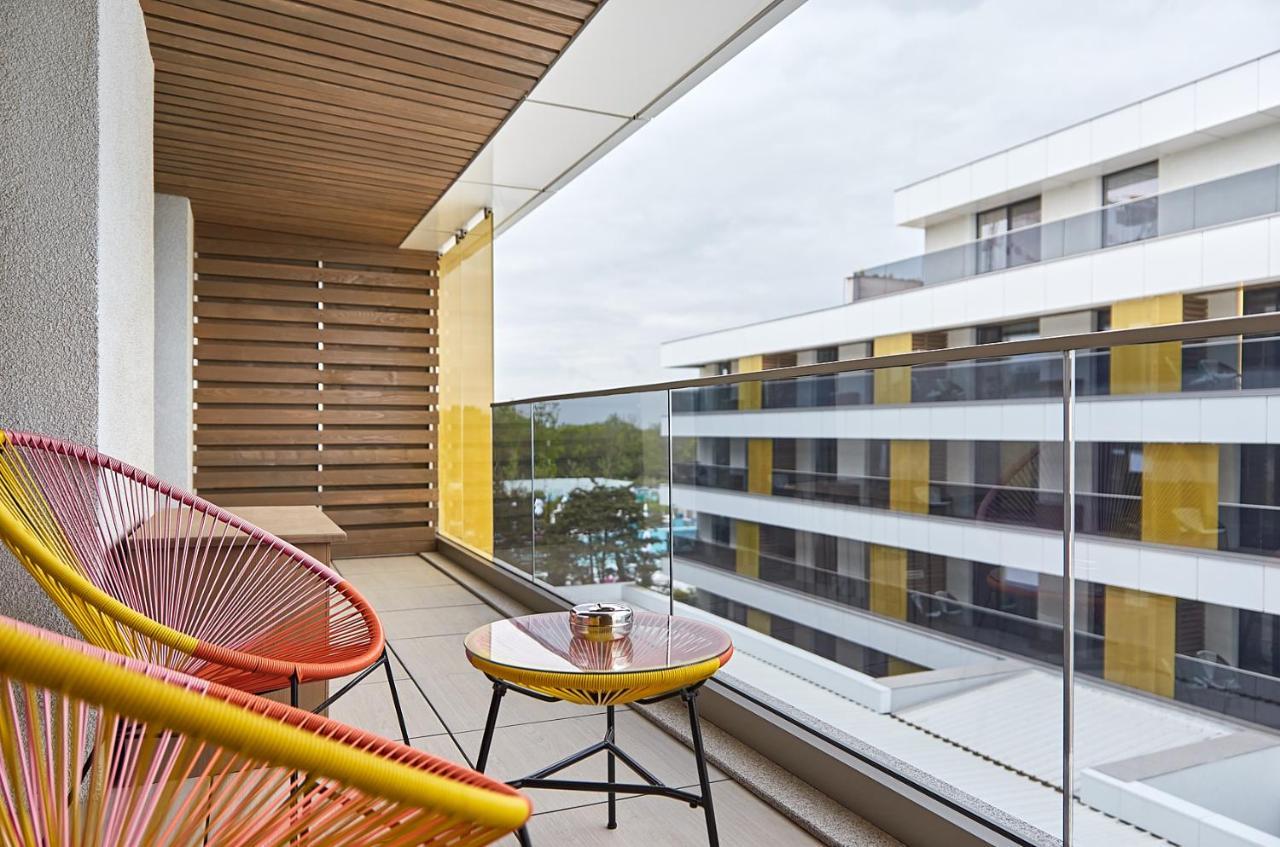 Novum By The Sea Aparthotel Olimp Bagian luar foto