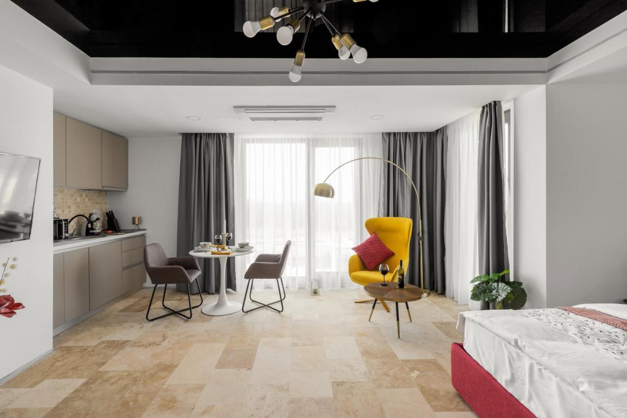 Novum By The Sea Aparthotel Olimp Bagian luar foto