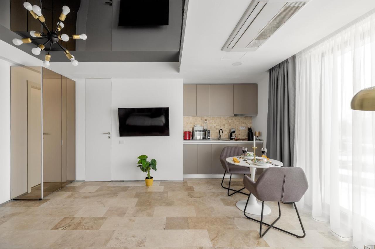 Novum By The Sea Aparthotel Olimp Bagian luar foto